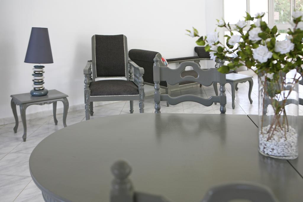 Corina Suites & Apartments Limisso Esterno foto