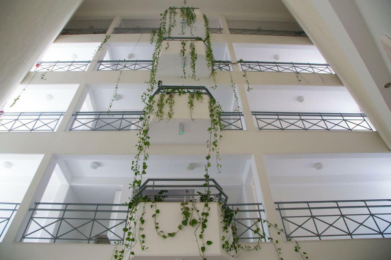 Corina Suites & Apartments Limisso Esterno foto